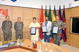 पतंजलि योगपीठ तथा भारतीय सेना के मध्य एम.ओ.यू. पर हस्ताक्षर